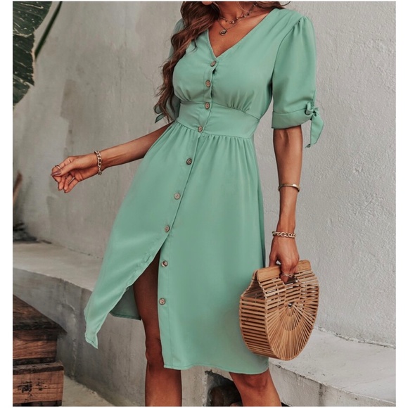 Boho Button up Puff Short Sleeve Midi Dress - Picture 4 of 10
